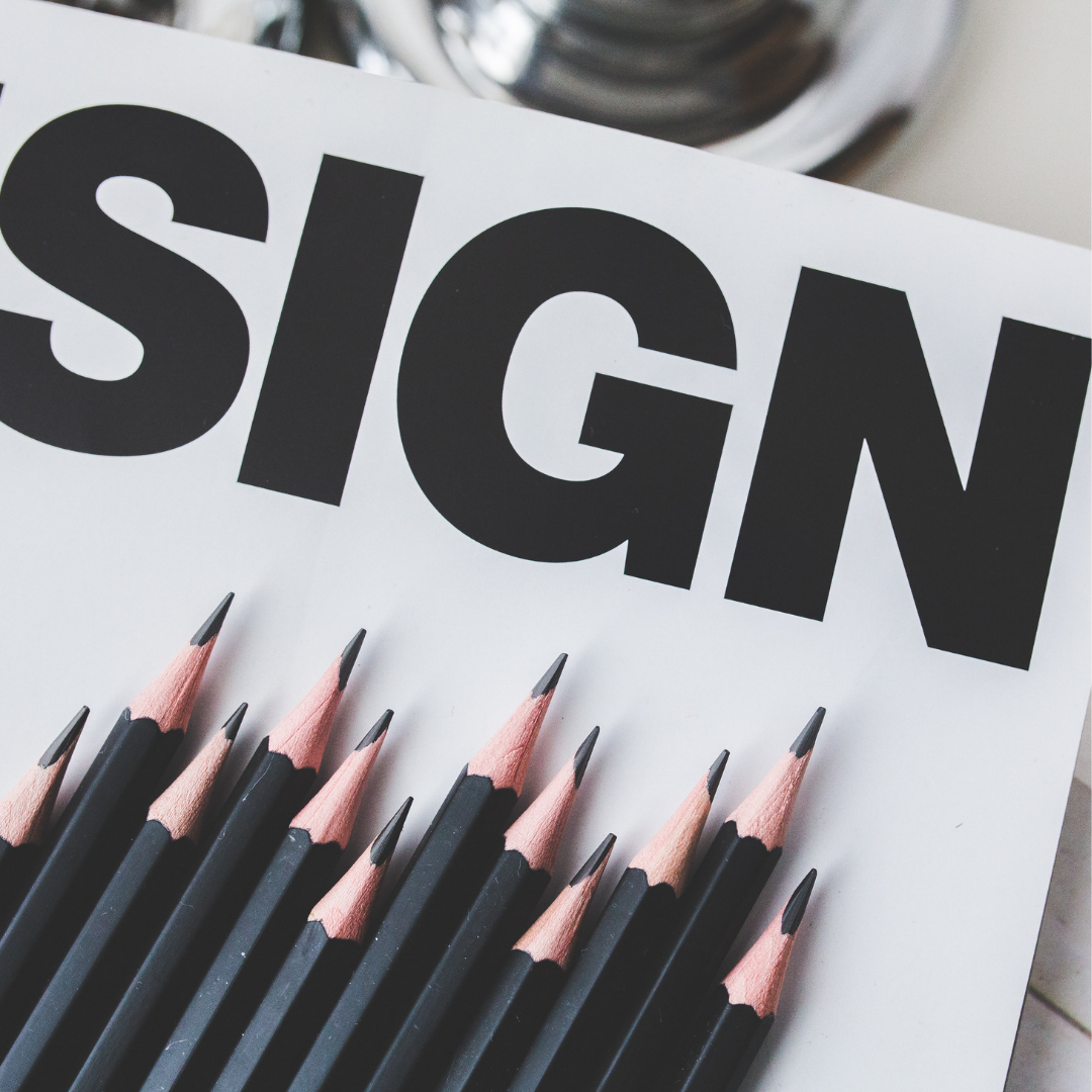 Étudiant en école d'art préparant son DNSEP design avec un travail de recherche personnel